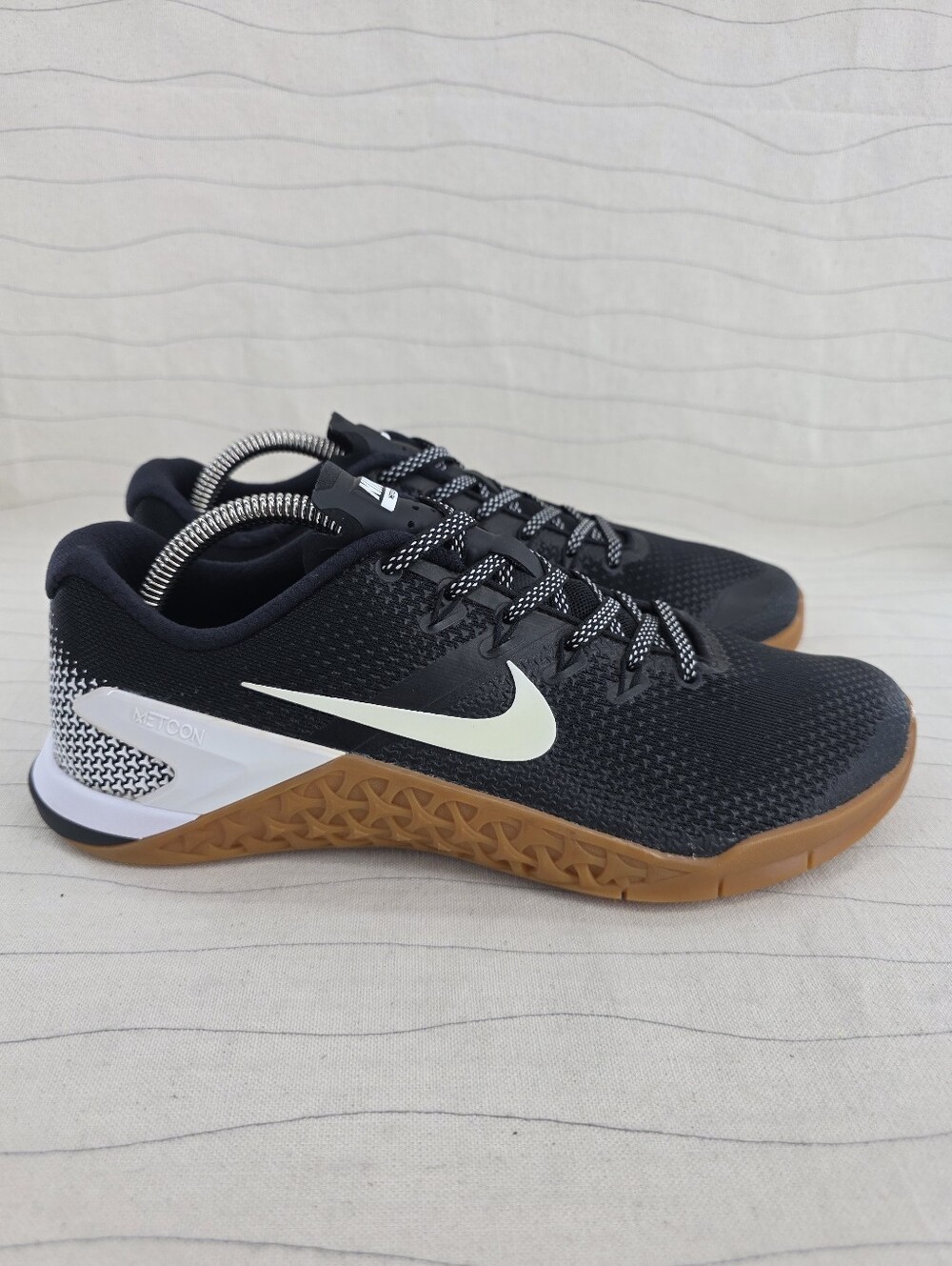 Nike Mens Metcon 4 Black White Athletic Training Sneaker Shoes AH7453-006 Sz 8.5